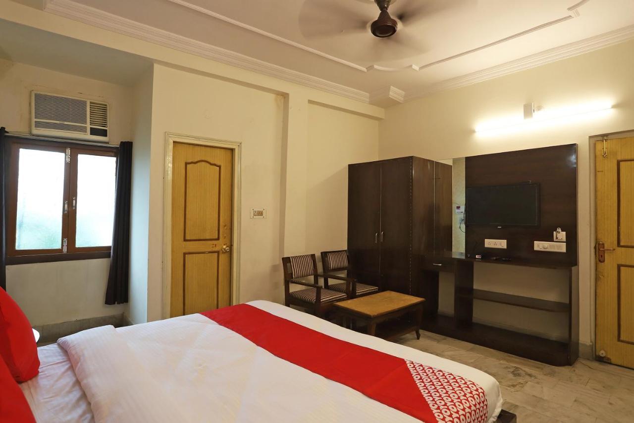 Oyo Flagship 76697 Hotel Park Awadh Lucknow Dış mekan fotoğraf