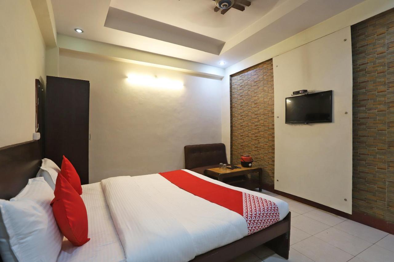 Oyo Flagship 76697 Hotel Park Awadh Lucknow Dış mekan fotoğraf